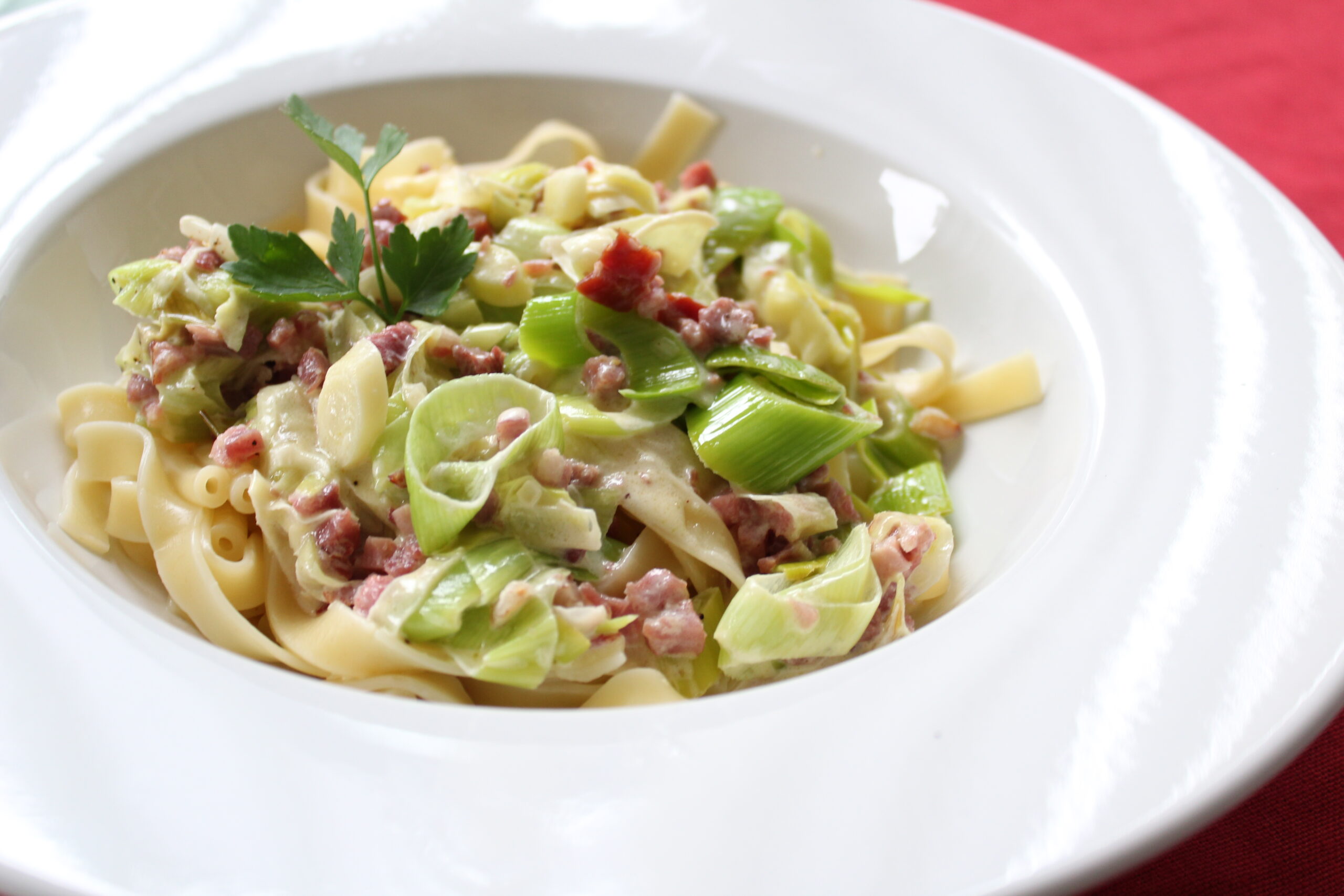 Lauchgemüse-Rezept in Sahne-Meerrettich-Soße - Eine Prise Salz