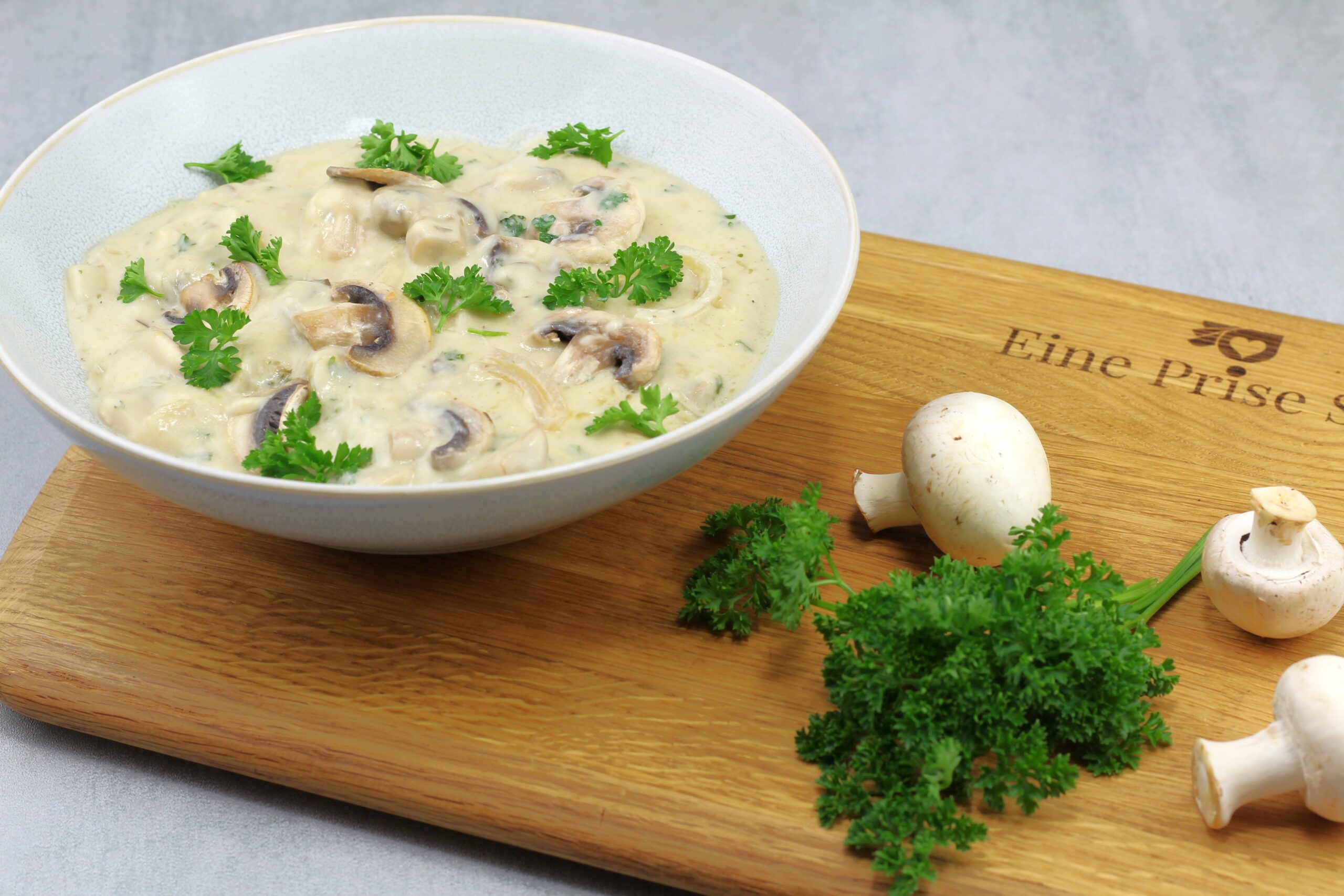Champignon-Rahmsoße - Eine Prise Salz