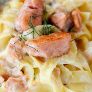 Lachs mit Sahnesauce