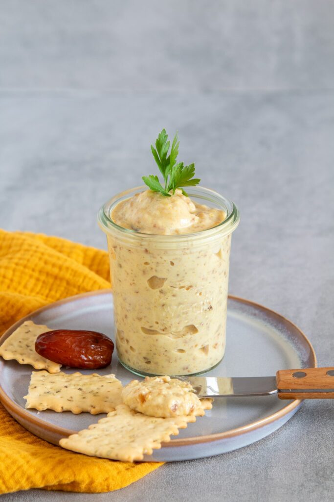 Dattel Curry Dip - mit Frischkäse