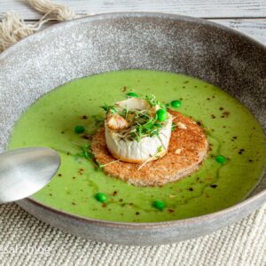 Erbsensuppe für Gäste