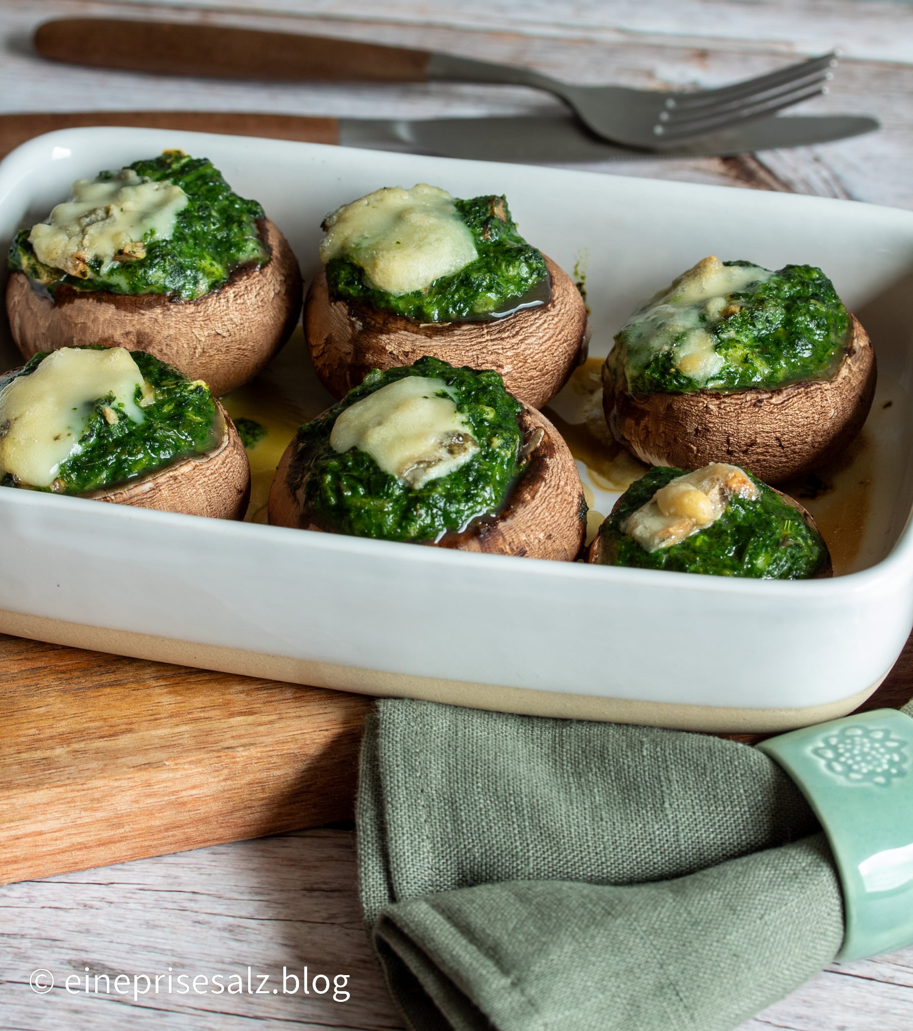 gefüllte Champignons - vegetarisch mit Spinat - Eine Prise Salz