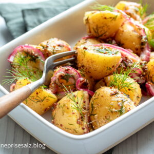 kartoffelsalat-mit-schale-lauwarm