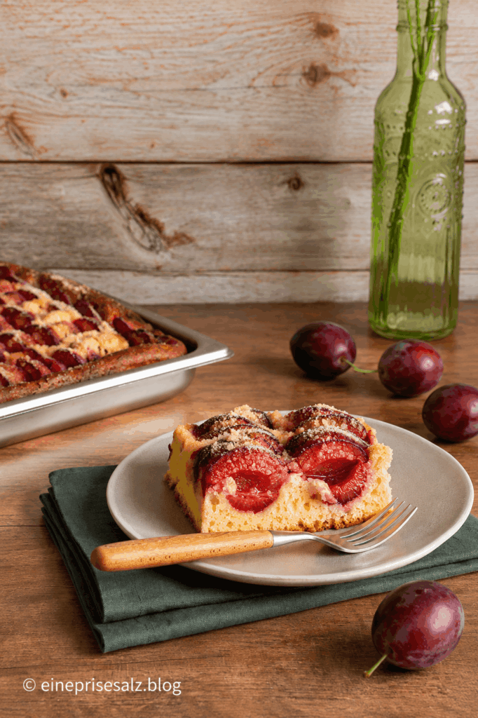 Omas Pflaumenkuchen mit Quark-Ölteig